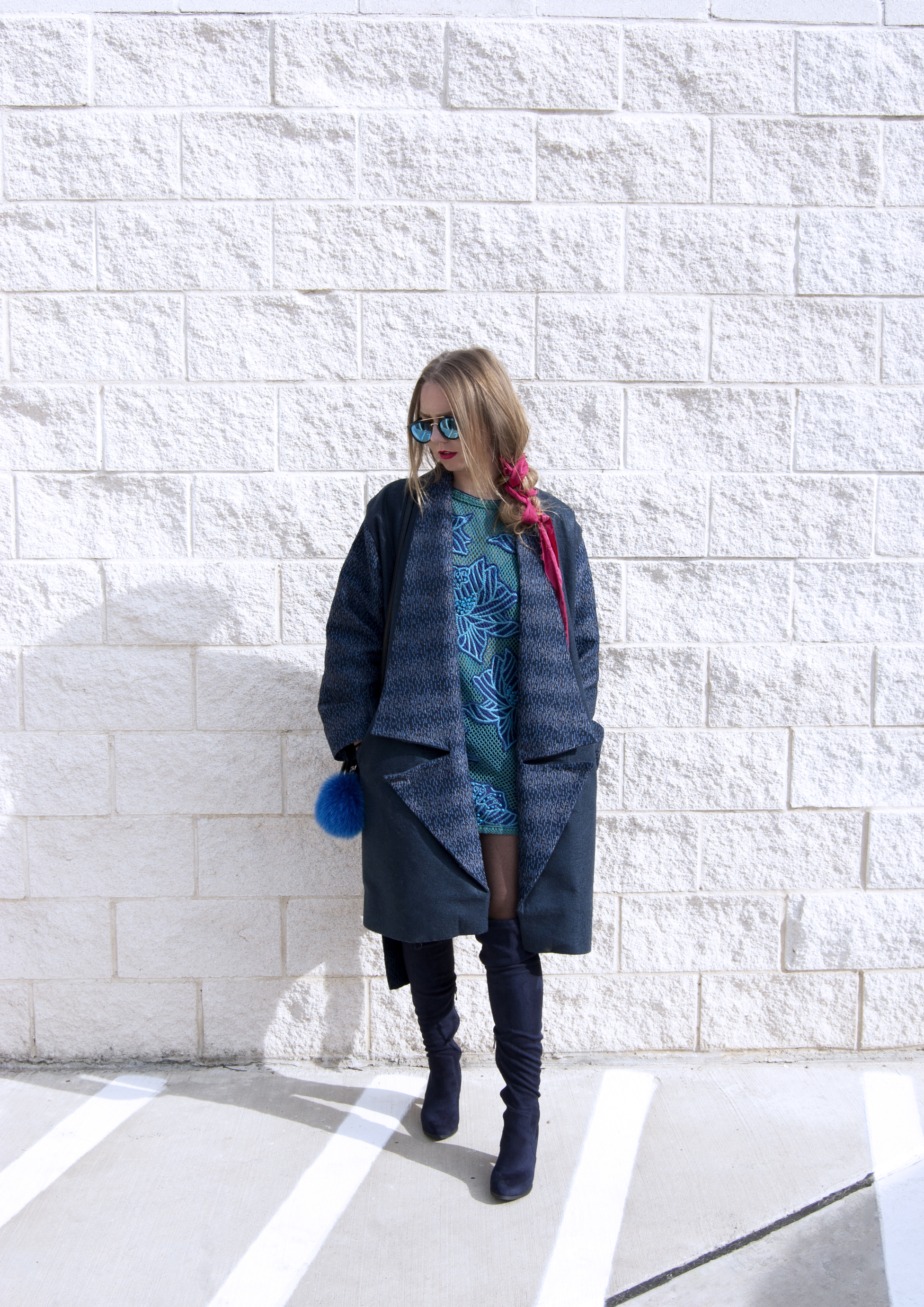 01 blue lapel coat